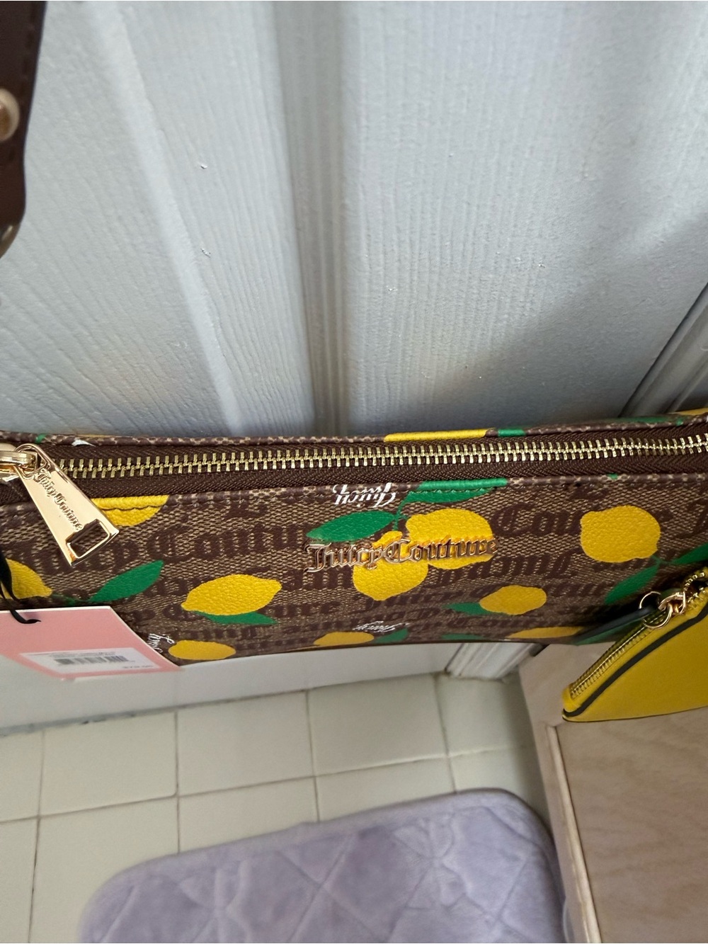 NWT Juicy Couture Fruitful Lemon Print Shoulder Bag with Lemon Charm - Picture 6 of 6